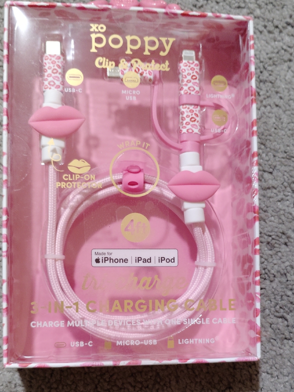 xo poppy 3-in-1 Charging Cable – Pink